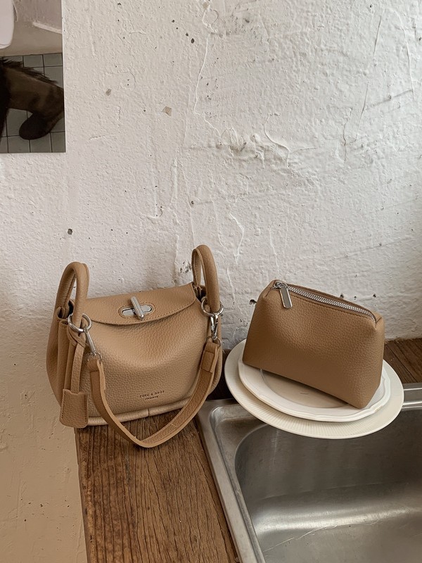 Diseño de nicho bolso de moda coreano para mujeres 2026 verano nuevo exquisito bolso cuadrado de estilo extranjero bolso de viaje ocio image 1