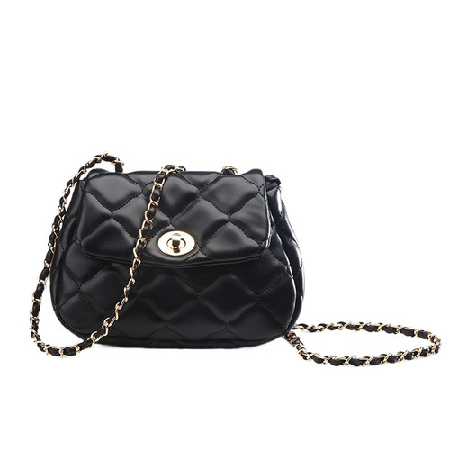 Chic, diamond-quilted mini chain bag for women—lightweight, trendy, and effortlessly versatile. One-piece cloud-inspired design.