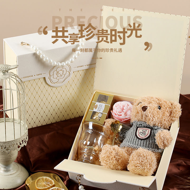 伴手礼女伴娘实用山茶花礼盒高档结婚礼物送伴娘团小礼品婚礼回礼