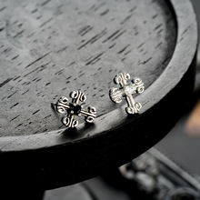 克罗心十字架耳钉男士时尚潮流个性镂空雕花耳饰女百搭设计感饰品