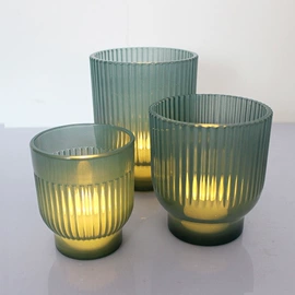 蜡烛器皿;玻璃杯;装饰花瓶