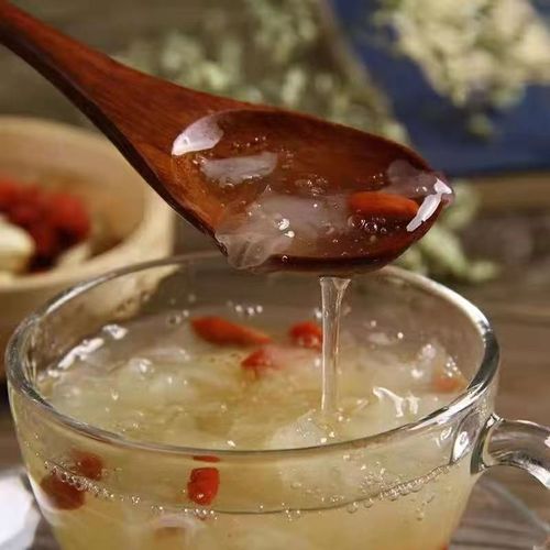 Factory direct sales, hand-selected basswood small white fungus, new fungus, glutinous fungus soup, snow fungus, Gutian dry goods, white fungus, no