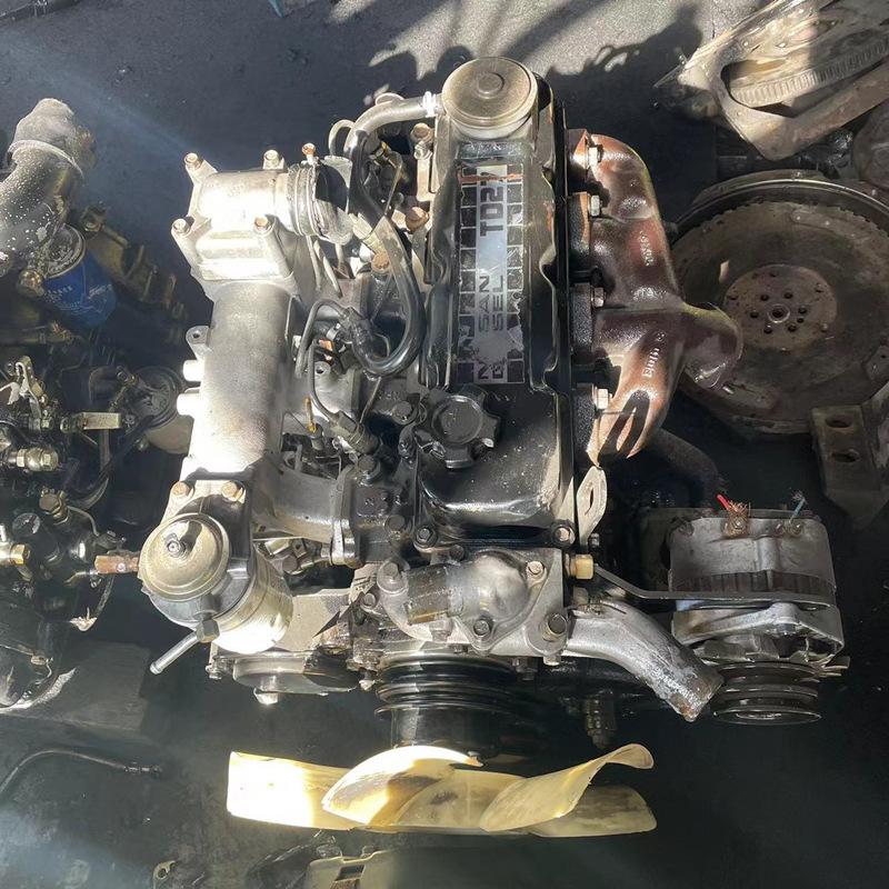 Suitable for Nissan Forklift Td27 Nissan Qd32 Dongfeng Ruiqi Pickup Truck Qd80 Paladin Paraqi Engine