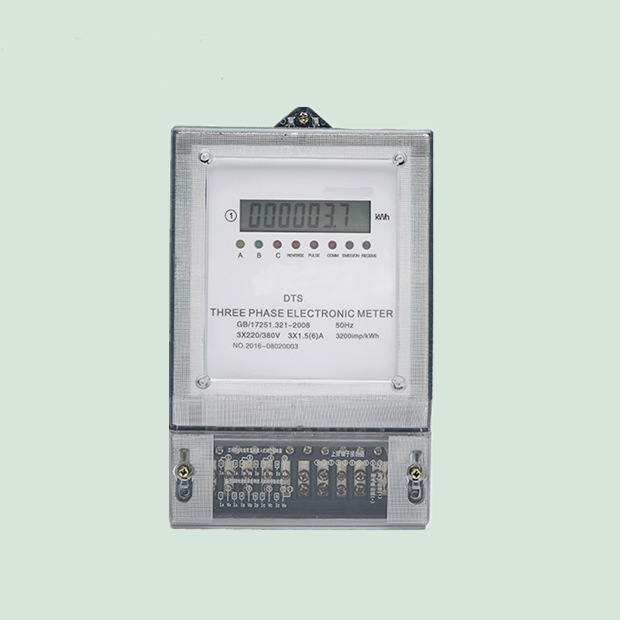 Medidor de energía activa electrónico de ahorro de energía LCD trifásico de cuatro cables Medidor de energía eléctrica electrónico de 380V Medidor inteligente Comercio exterior