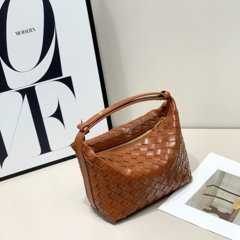 Bv Cross-Border Fashionable Versatile Woven Bag New Retro Handbag Trendy Underarm Bag Market Basket Women's Bag