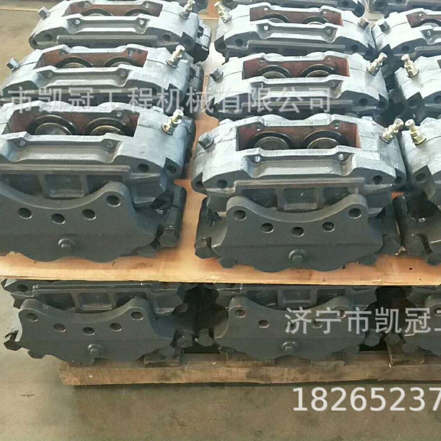 销售洛阳路通压路机水箱210 压路机离合器压盘离合片轴承