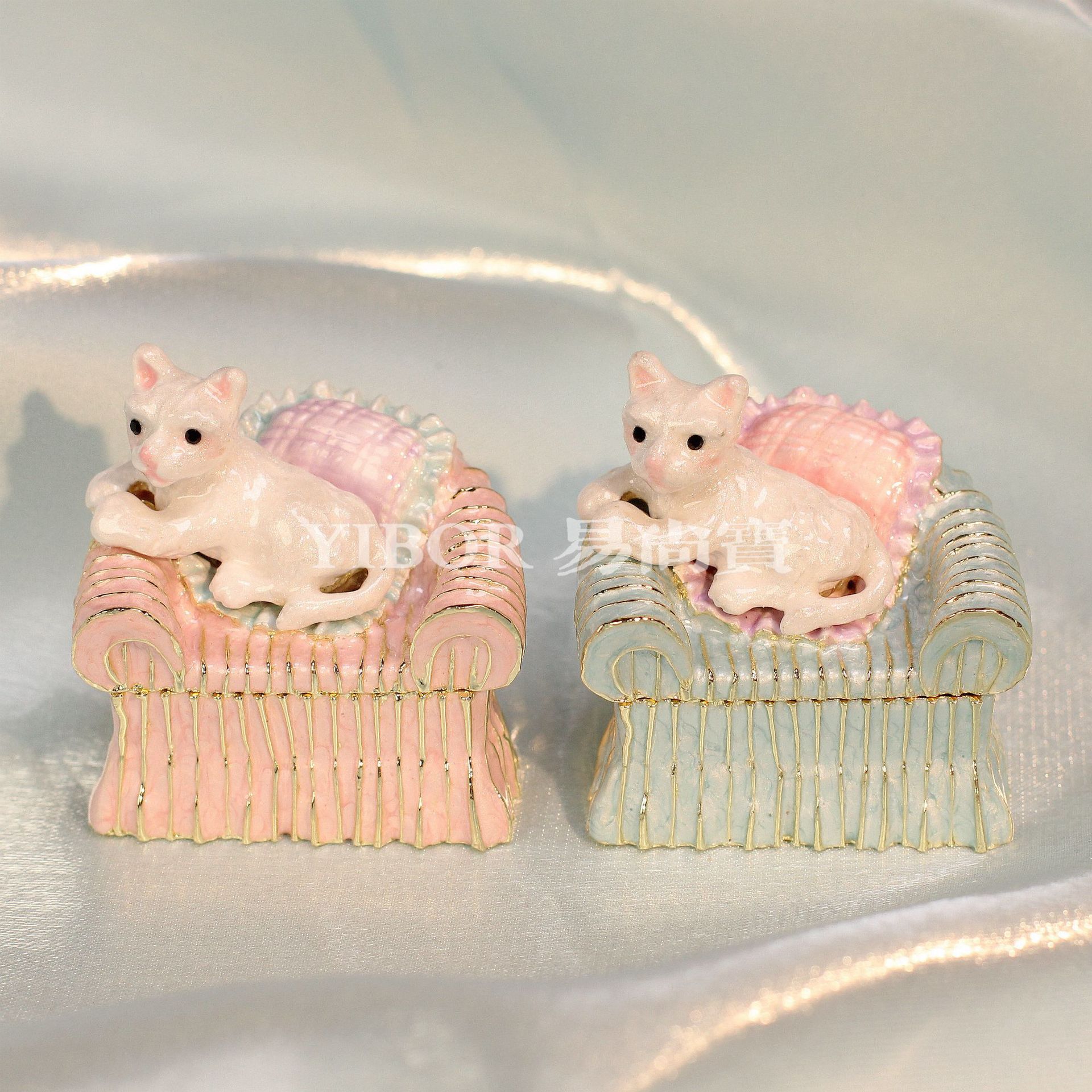 Cross-Border Hot-Selling Enamel Jewelry Box Kitten Sofa Shape Ornaments Exquisite Metal Ring Box Creative Home Gifts