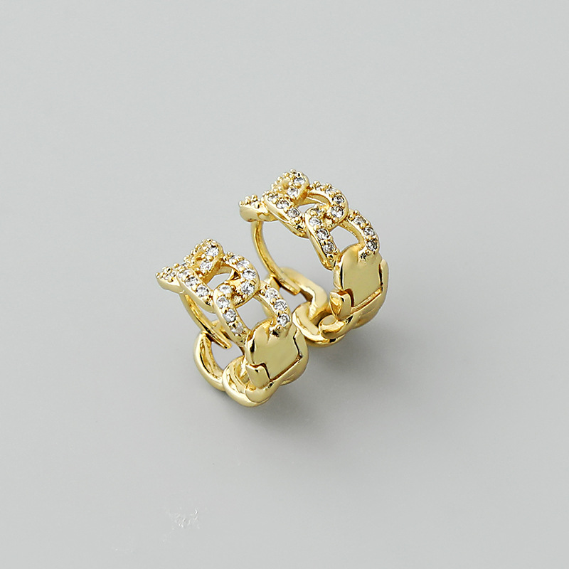 retro chainshaped hollow copper earrings wholesale Nihaojewelrypicture1
