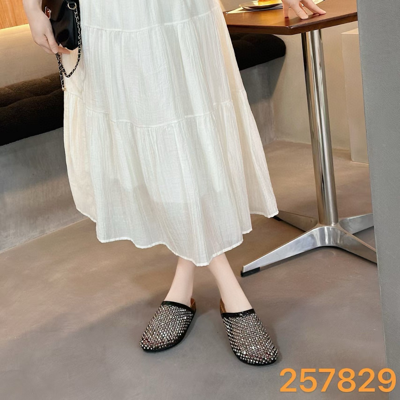 Sandal nữ mũi nhọn đính đá lưới thoáng khí da thật phong cách châu Âu — vàng