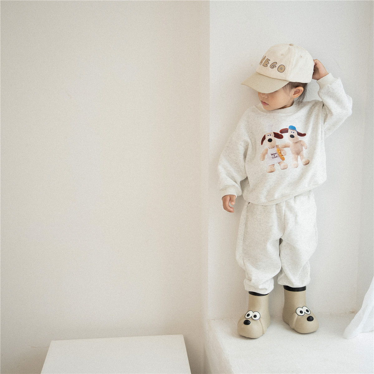 Kinder 2023 Neue Herbst Jungen und Mädchen Koreanische Freizeit Hund Pullover Zwei Stück Baby Set_voghion.com