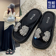 ���ˮ���ЬŮ2025�¿��ļ��⴩�ɸ���Ƭ�����Yȹ������һ����Ь