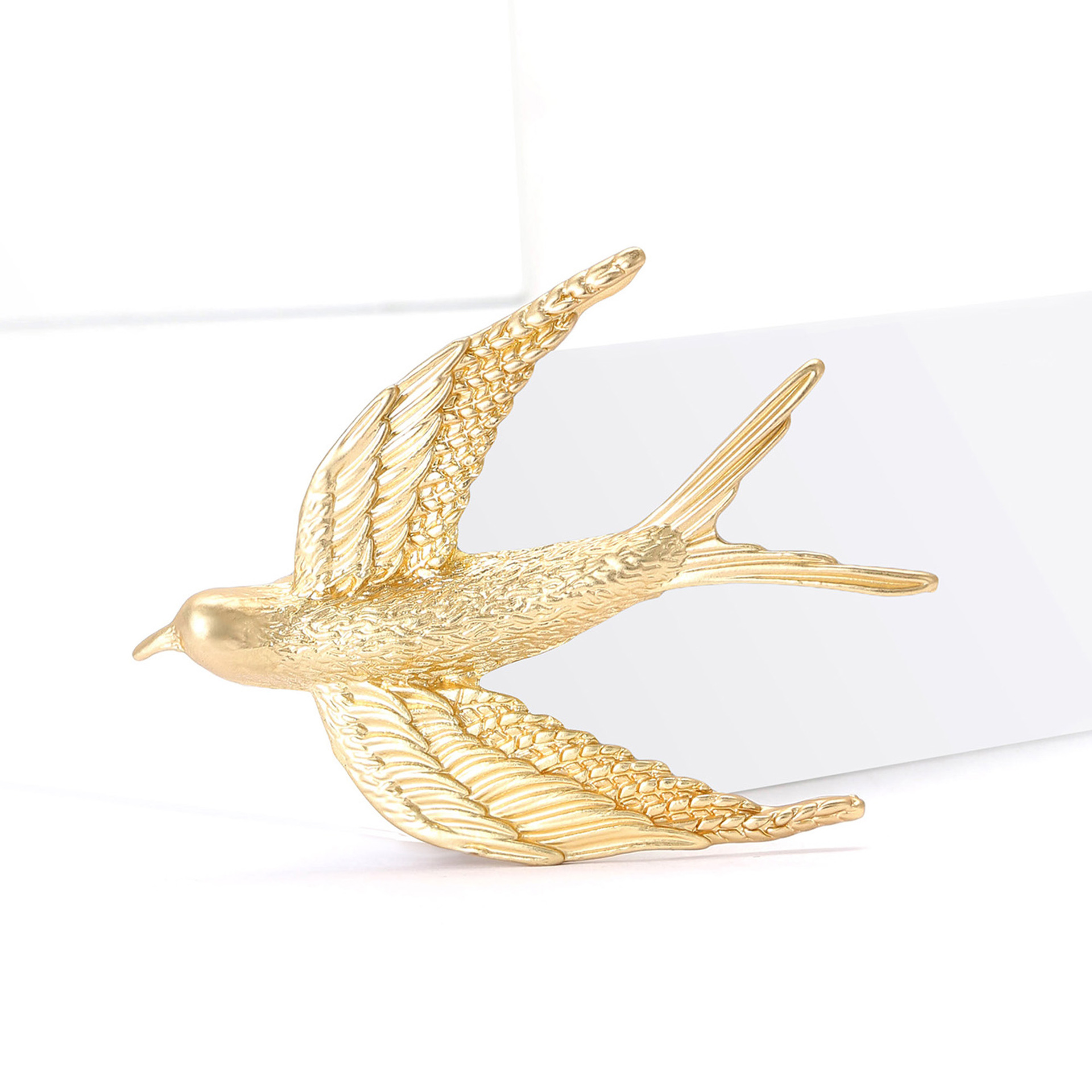 New Cross-Border Hot-Selling European and American Enamel Matte Gold Swallow Brooch Fashion Versatile Women's Clothing Corsage Jewelry Pin