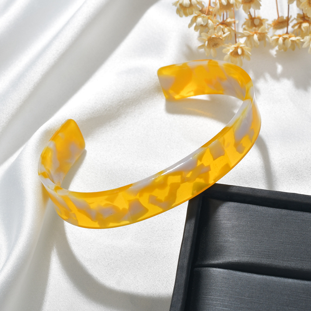 Grey, Red, Blue, Leopard, Yellow, Black Color Fashion Leopard Print Wide Acetate Plate Geometric Bracelet