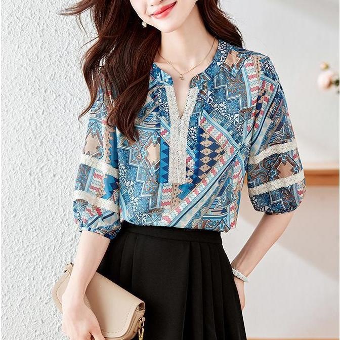Ethnic-style retro print chiffon blouse for women, elegant and high-end V-neck mid-sleeve top, tummy-covering loose-fitting blouse