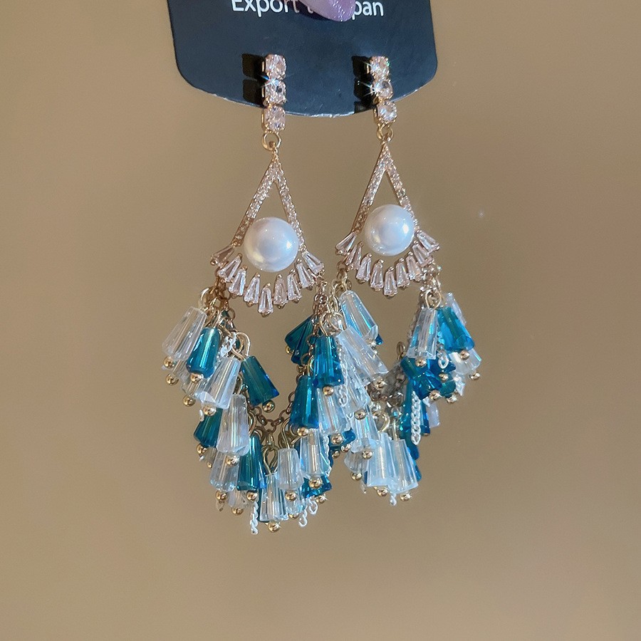 Aguja de plata con diamantes de cristal pendientes de bordilla estilo nacional pendientes de temperamento pequeño ligero lujo de alta calidad industria pesada exageración pendientes