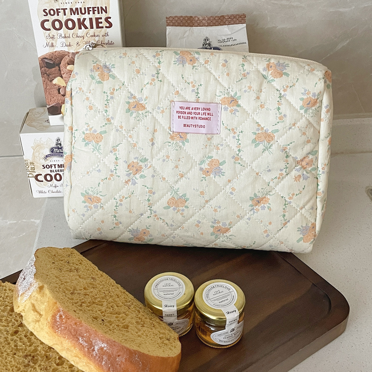 Crema floral bolsa de cosméticos bolsa de almacenamiento mujer estudiante de gran capacidad suave acolchado bolsa de algodón almohada embrague