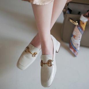 �p���^��ţƤ�¿��{�~�y����Ь�\�ڷ��^�и�Ӣ���Lʽ��Ь�r�аٴ�