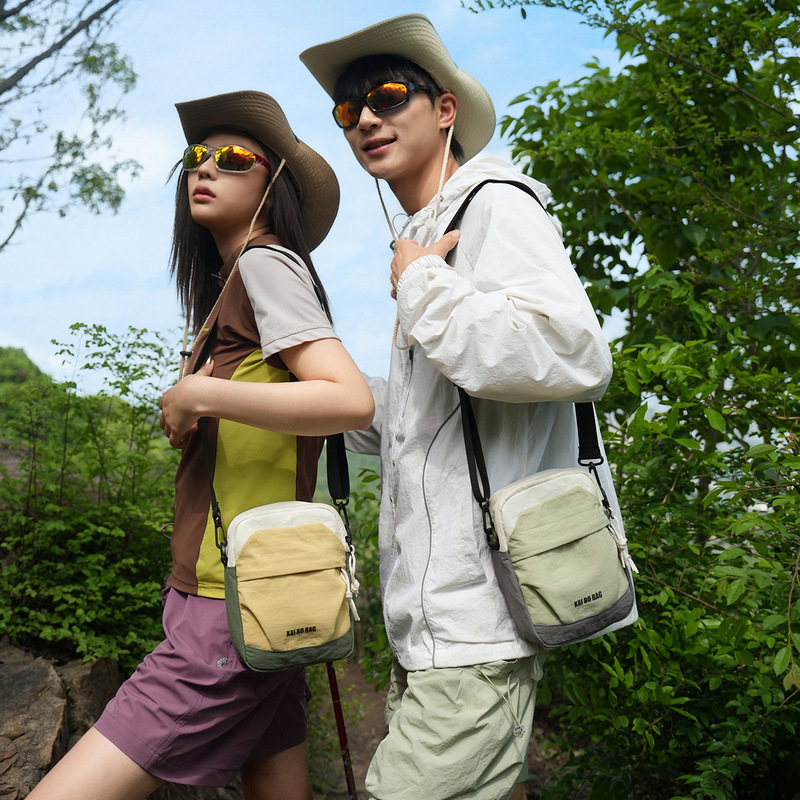 Outdoor single-shoulder nylon canvas crossbody phone bag, simple color-blocking, versatile, casual, lightweight mini shoulder bag Outdoor single-shoulder nylon canvas crossbody phone bag, simple color-blocking, versatile, casual, lightweight mini shoulder bag