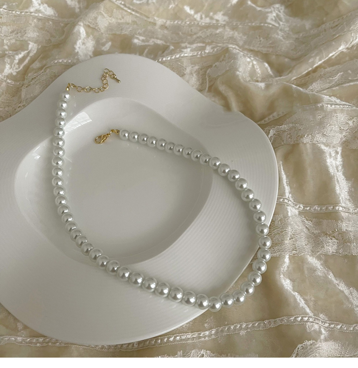 15g Weight Necklace Classification Pearl Chain Material Beaded Chain Chain Type 1 Piece Quantity Wedding, Travel Occasion Artificial Pearl, Alloy Material Solid Color Pattern Unisex Gender Beaded Design Casual, Elegant, Lady Style Casual Elegant Lady Solid Color Artificial Pearl Beaded Chain Layered Necklaces Wholesale 9