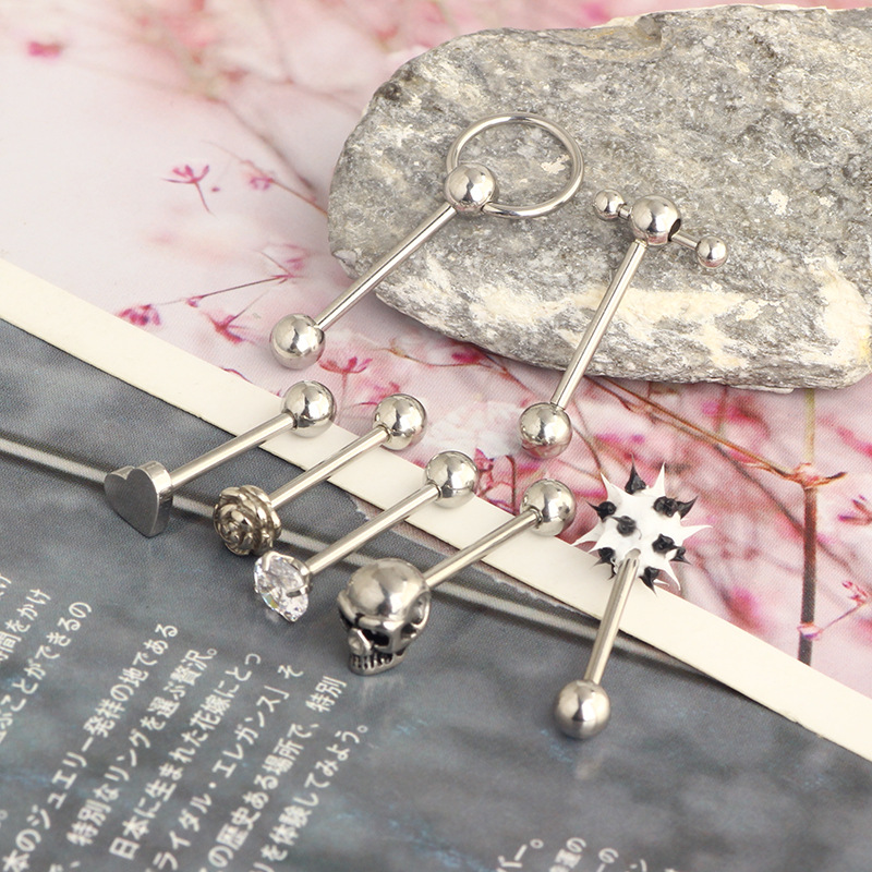 16G labret stud size and finish detail