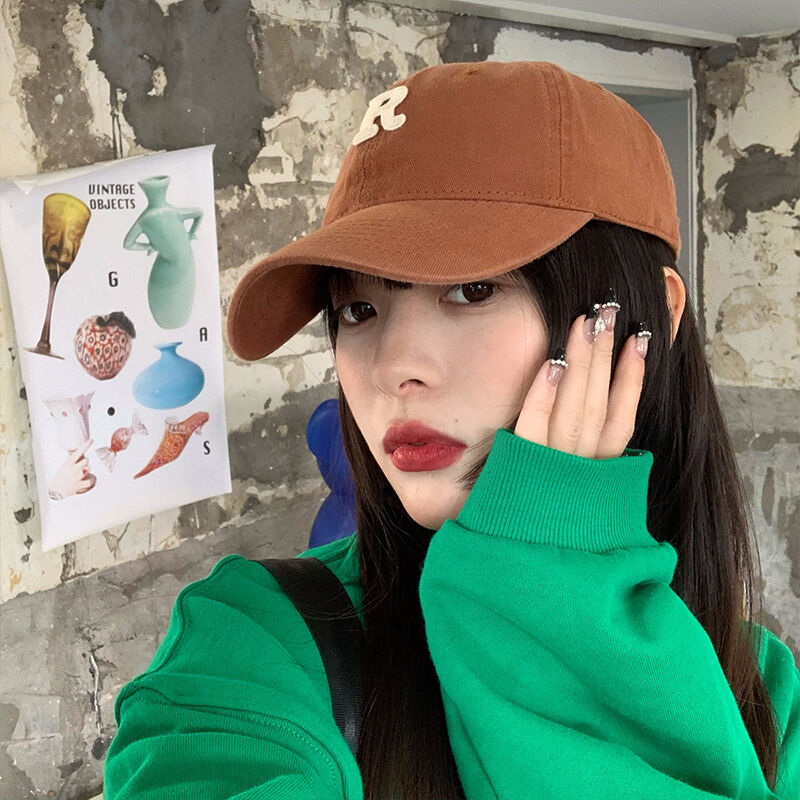 Gorra de béisbol estilo coreano circunferencia de la cabeza grande cara-mirando pequeño sombrero hombres y mujeres pareja moda todo partido letra R gorra al por mayor