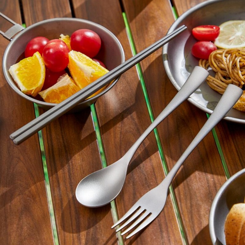 Pure Titanium Cutlery Camping Spoon, Fork, and Chopstick Set for Picnics and Travel, Ultra-Light Portable Titanium Three-Piece Outdoor Tool