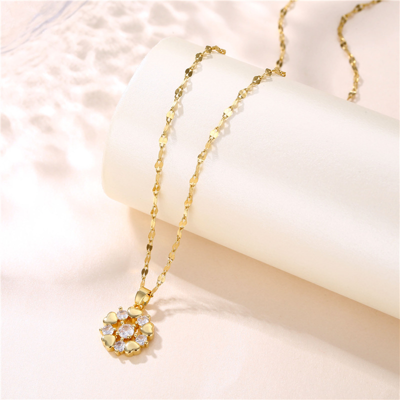 Wholesale Jewelry Heart Flower Zircon Copper Pendant Titanium Steel Chain Necklace Nihaojewelry display picture 3