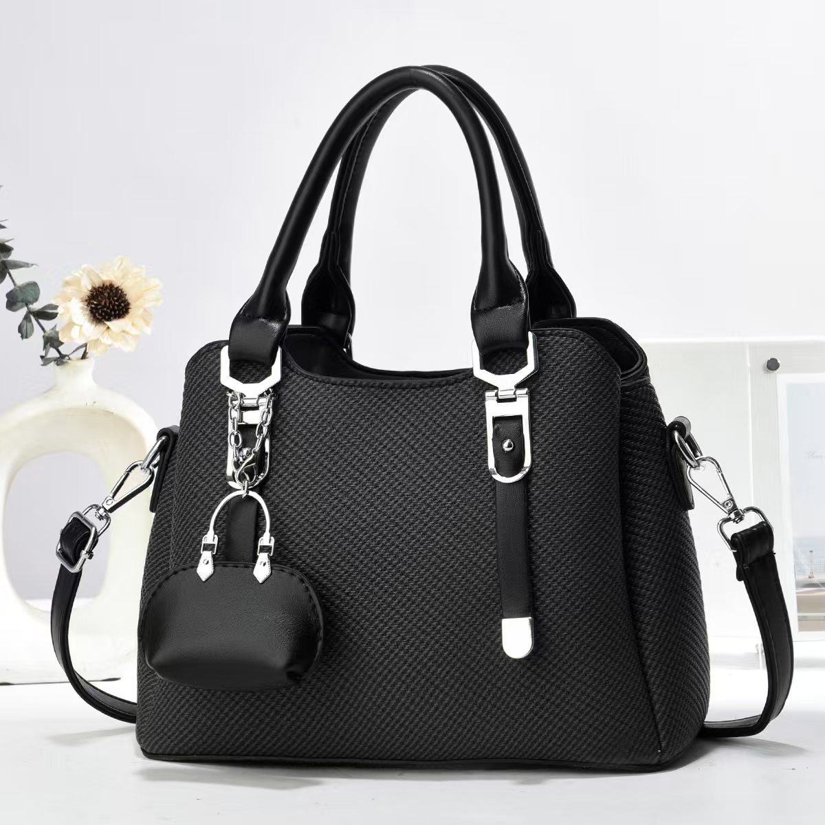 Bolsos para mujer 2025 nuevo bolso de hombro bolso de mensajero bolso femenino esencial de la diosa del sentimiento de alta gama