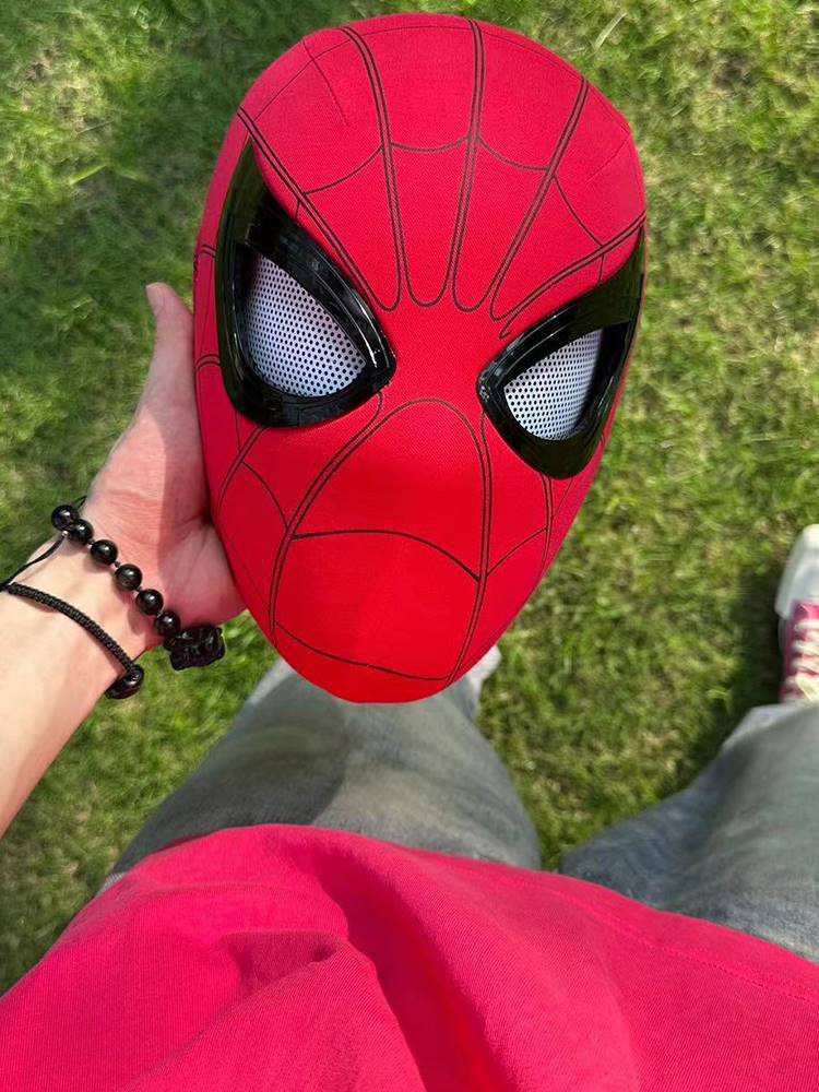 Spider-Man Headgear Fully Automatic Movable Eye Mask Hero Expedition Miles Blinkable Children's Boy Gift
