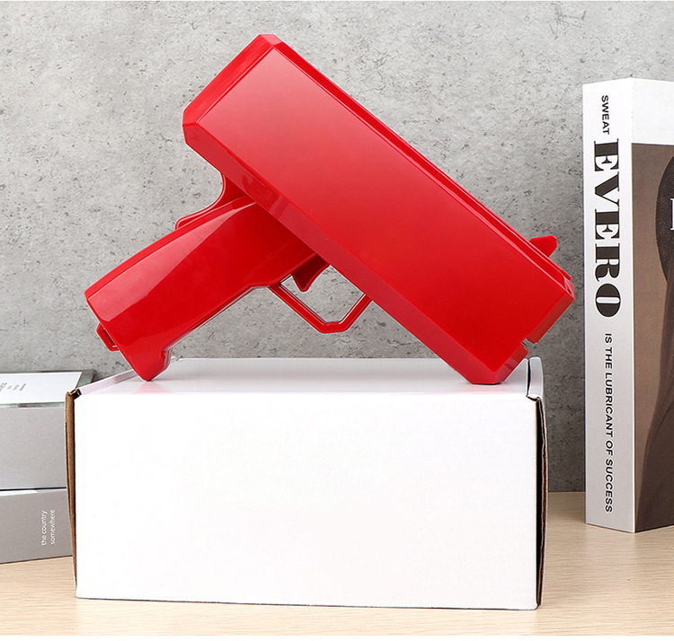 100 장의 종이로 빨간색