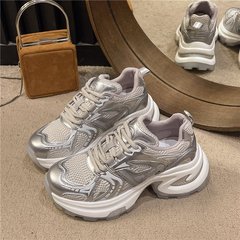 ヨーロッパステーション本革お父さん靴女性のための 2025 春夏メッシュ通気性白靴厚底カジュアルスポーツシューズトレンド