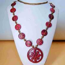 椰壳项链酒店会议会展礼品ogo小礼品景点夜市摆摊