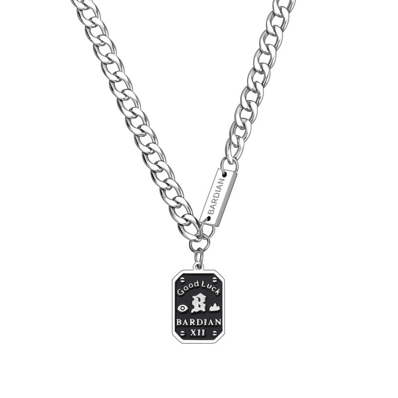 Collier porte-bonheur en acier titane pour homme, style minimaliste, léger et luxueux, chaîne de pull de niche, personnalisable_voghion.com