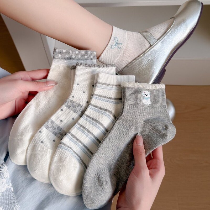 Women's Boat Socks Spring/Summer Korean Style Simple Versatile Striped Light Gray Short Tube Socks Wholesale Seamless Embroidered Women's Socks Women's Boat Socks Spring/Summer Korean Style Simple Versatile Striped Light Gray Short Tube Socks Wholesale Seamless Embroidered Women's Socks
