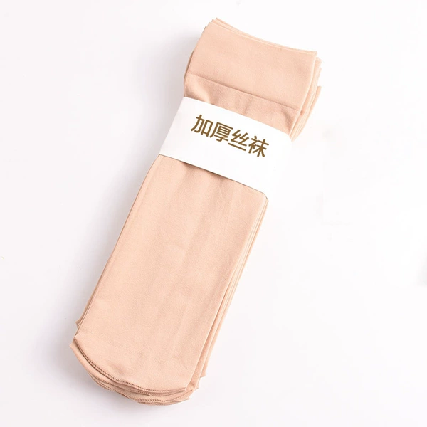 Skin color [thick stockings]