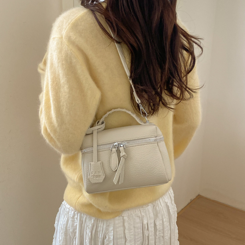 Bolso de mujer 2026 nueva tendencia texturizada bolso cuadrado transfronterizo simple versátil bolso retrógrado mochila de hombro