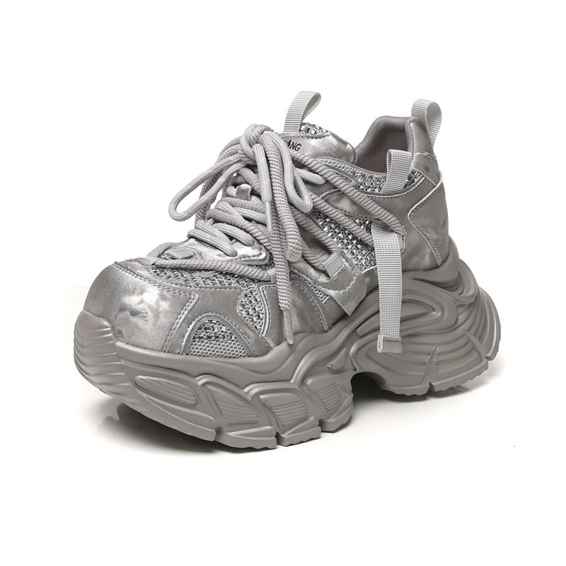 Giày sneaker nữ đế dày lưới thoáng khí phong cách daddy — màu be