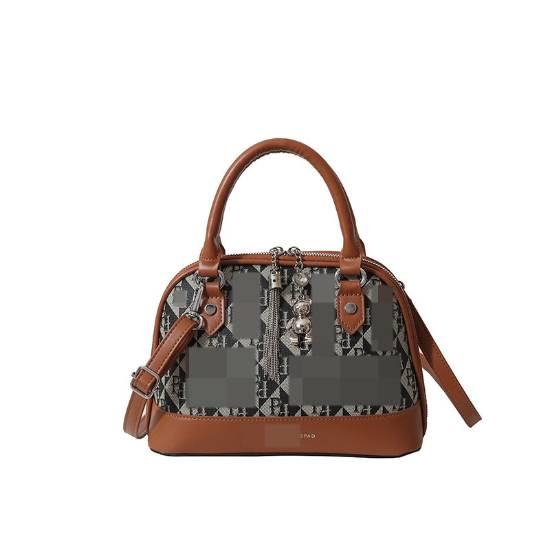 Bolsos transfronterizos nuevos bolsos de hombro para mujer Bolsos de mujer portátil de alta gama Bolsos diagonales retro casuales al por mayor