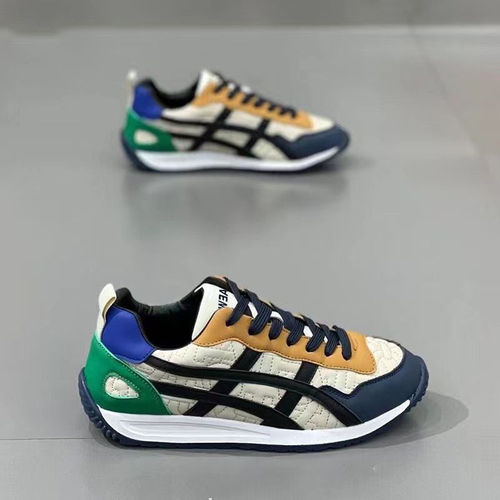 Men's shoes  autumn new breathable low-top casual soft-soled lightweight low-top lace-up sneakers fashionable Forrest Gump men's shoes