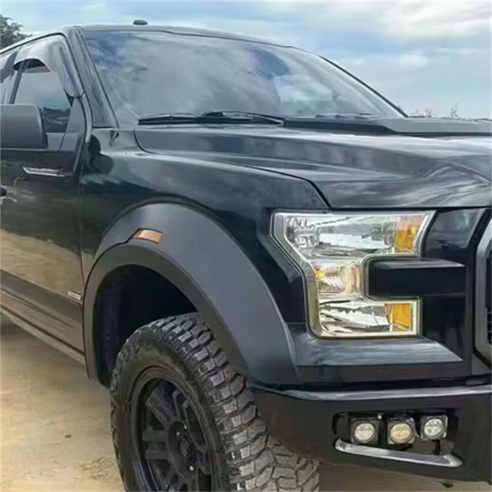 Suitable for Ford F150 2015-2017, wheel arches with reflective markings, widened Raptor pickup truck off-road anti-collision modification
