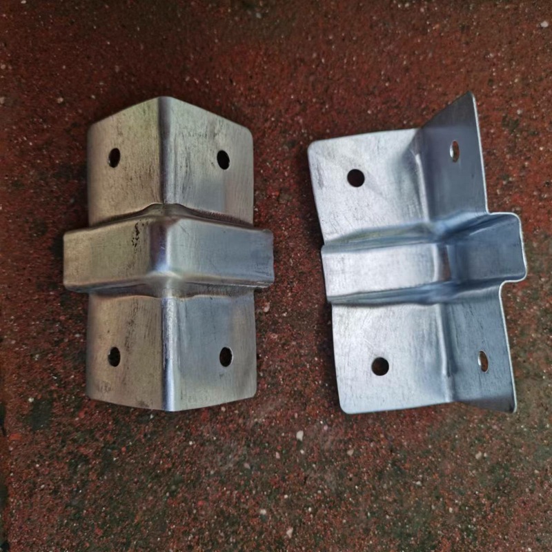 复合风管风管专用密封包角 法兰镀锌包角 排烟风管直角