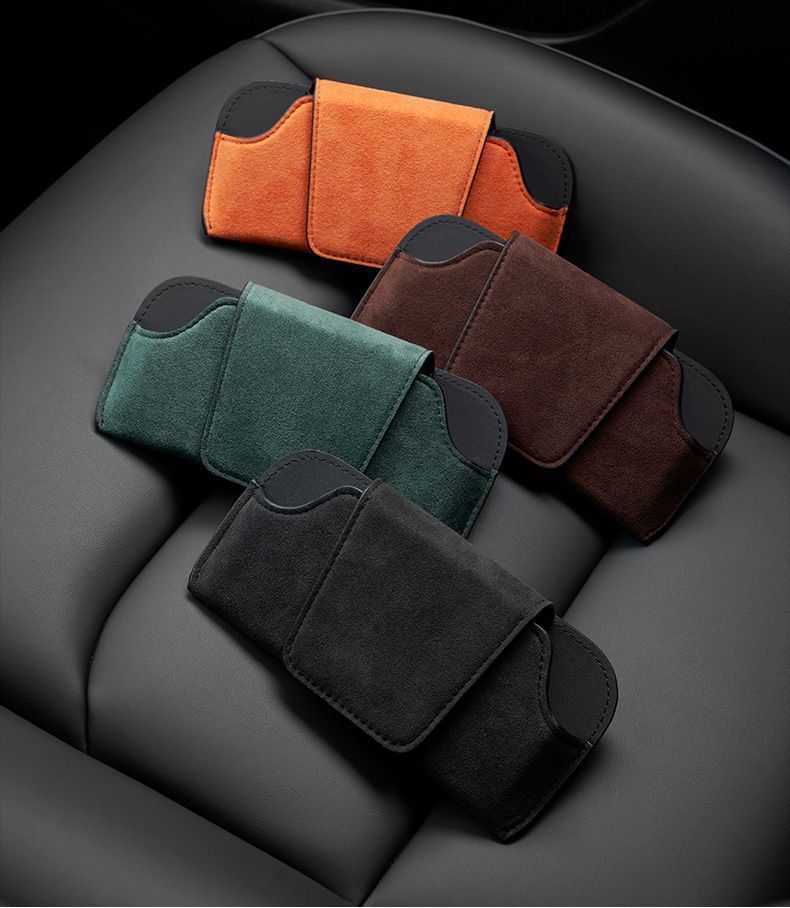New Car Sun Visor Sunglasses Case Holder Car Sunglasses Storage Clip Car Supplies Full Car Glasses