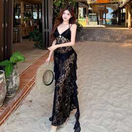 时髦欧美风2026夏季新款女装性感纯欲黑色蕾丝镂空高开叉连衣裙