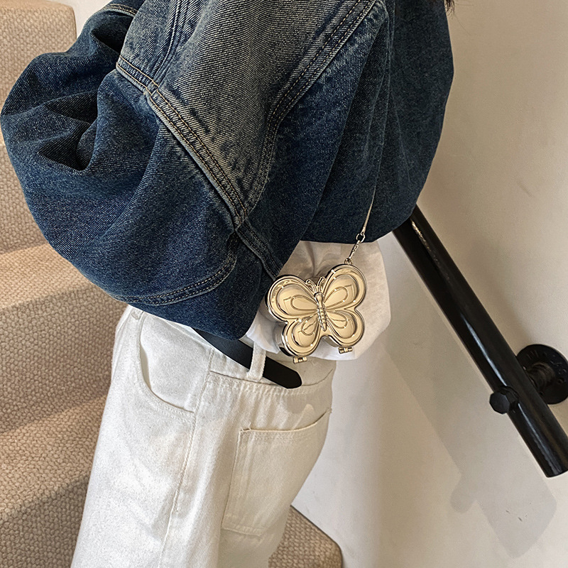 Bolso de cena de lápiz labial dorado mariposa transfronterizo bolso de moda europeo y americano flor de alta gama metal pequeño bolso femenino de moda