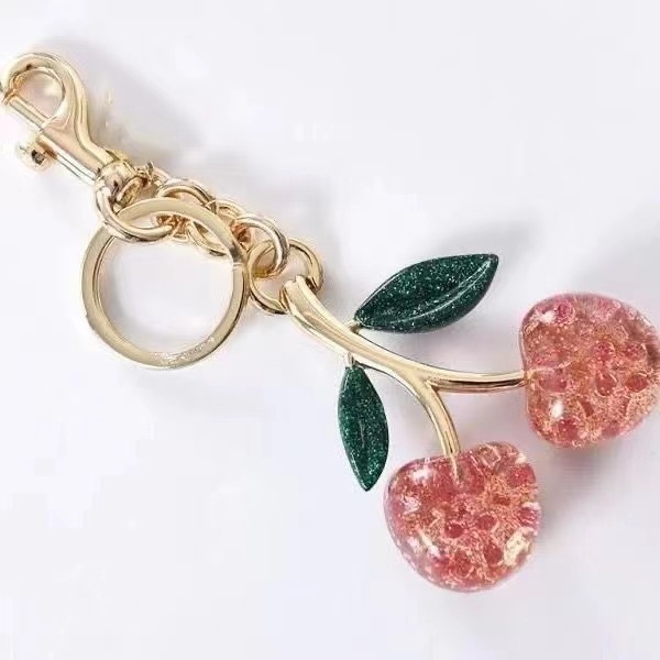 Bolsas joyas pequeños regalos de cristal de cereza de moda llaveros creativos llaveros de automóviles hermosos bolsos colgantes mujeres