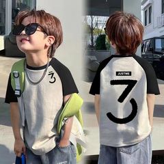 男の子の夏の新型純綿は肩を挿して色を合わせます。