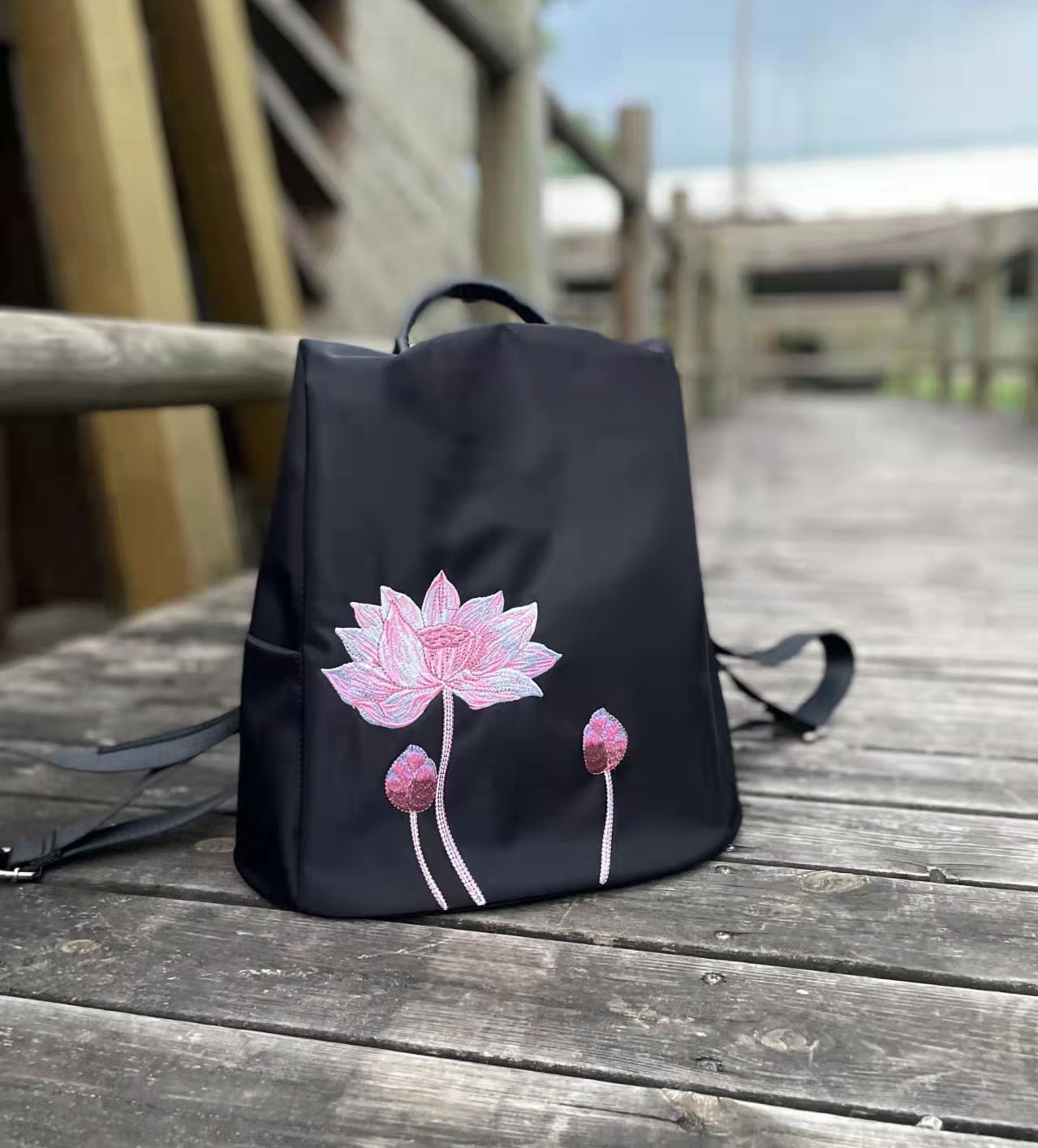 Large capacity ethnic style bag manufacturers embroidered women's versatile Oxford cloth shoulder bag embroidered women's bag wholesale