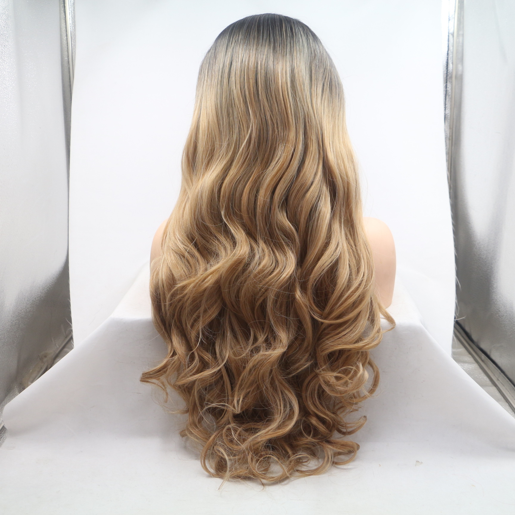 NEW LOOK pelucas de encaje de fibra química europea y americana ondas grandes teñidos de color falso inventario