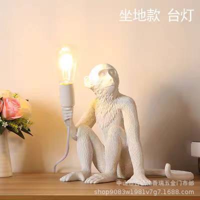 Nuevo producto resina nórdica luz nocturna música restaurante bar barbacoa lámpara decorativa animal mono lámpara de mesa lámpara de pie