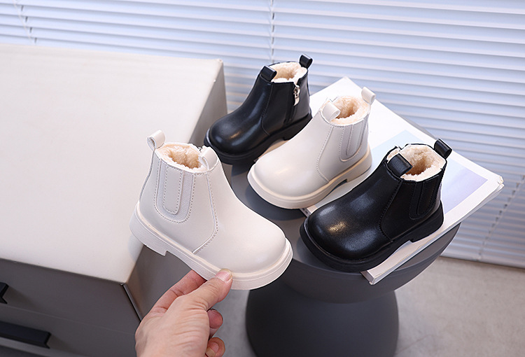 Kurze 2024 Winter Neue Koreanische Ausgabe Mädchen Martin Mode Baby Baumwolle Mittlere und Kleine Kinder Warme Lederstiefel_voghion.com